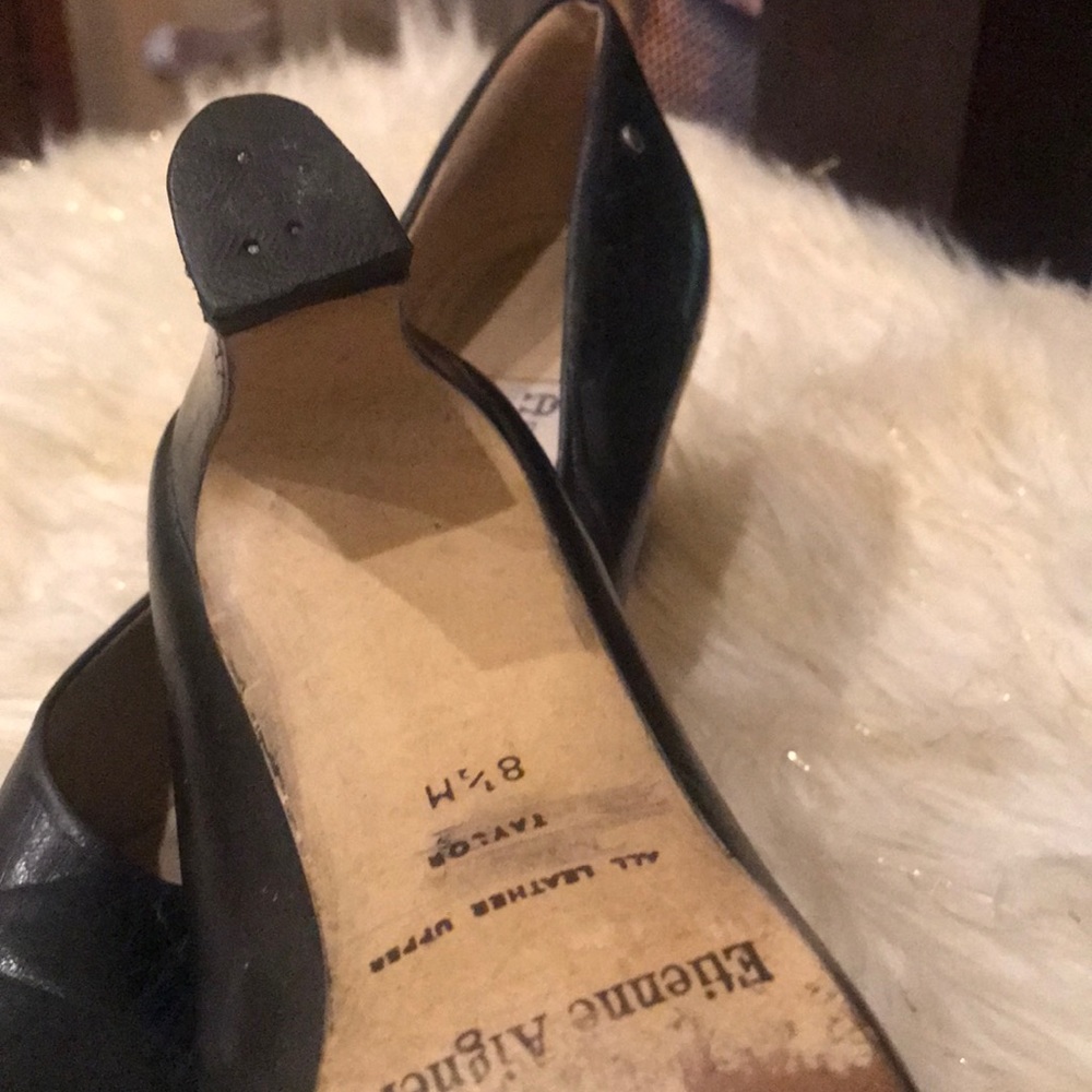 Navy Leather pumps